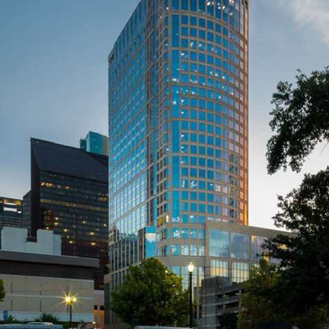 33-story office tower in Houston’s vibrant northern Downtown